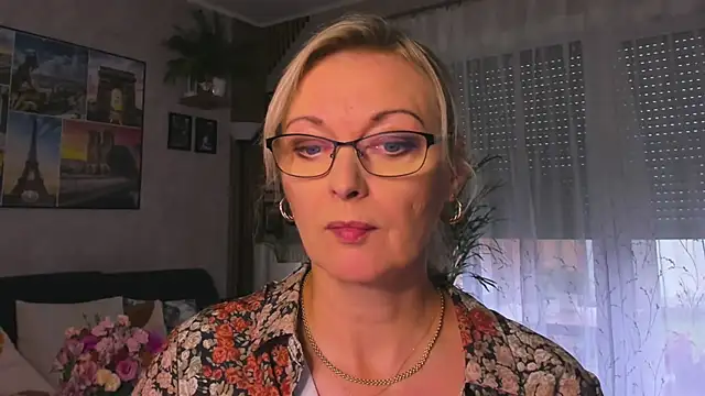 vanessa_chat
