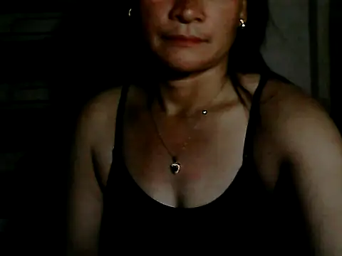 yoursPinayMama1682