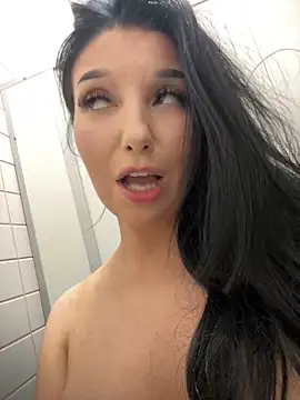 Tisha_Busty
