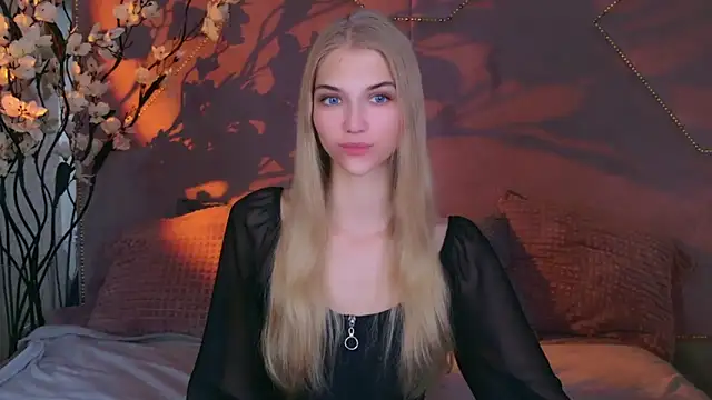 4example_chloe - 4example_Chloe's free webcam - UK Sex Cams