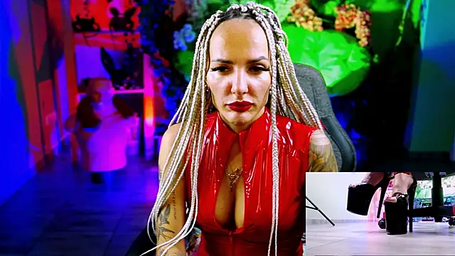 MonicaMaxwel