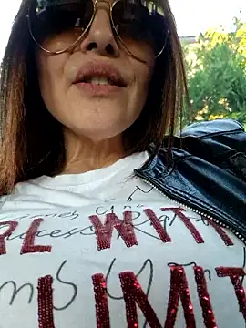 AryaSummersReal