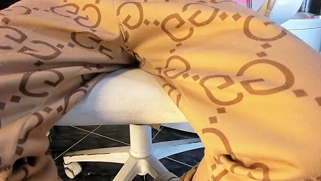 Small_Hot19 live cam