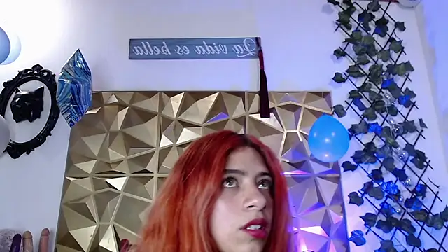 lunaBloom1