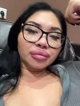 Mia_stepMOM webcam