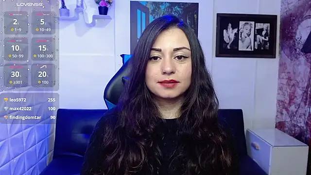 Eva_Roussell