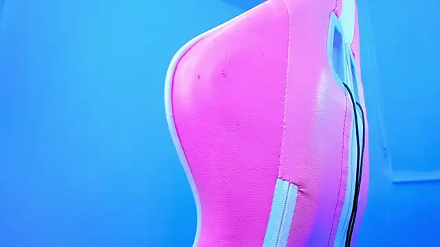 Ariana_f
