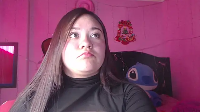 NikkiRous_