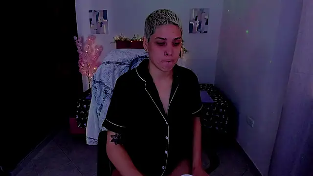 Charlee_pink