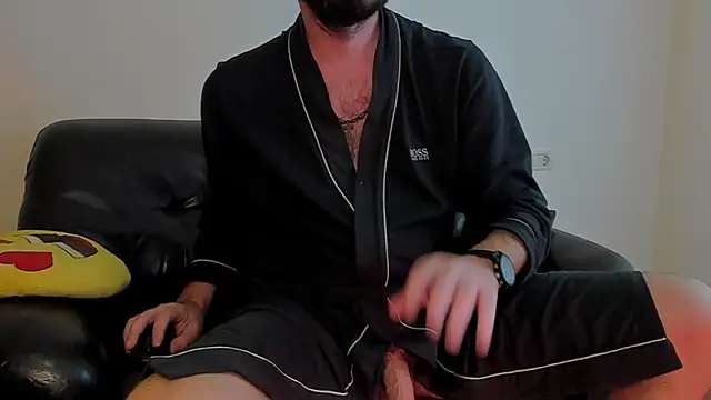 kingmalcom (Ask my age) - cum hard