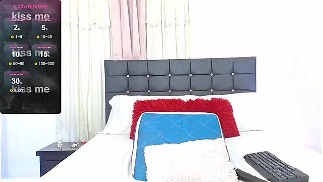 samantha-rose2