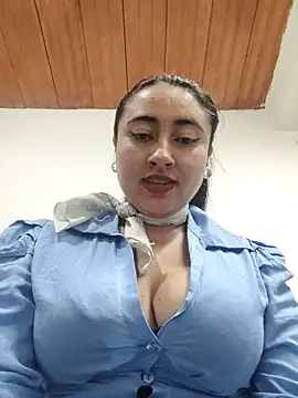 _Sarah-Office1