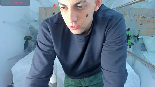 Alex_cute77