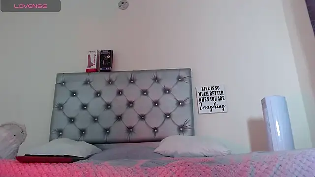 gisell_taylor18 - Gisell_taylor18's free webcam - UK Sex Cams