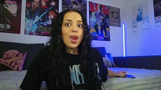 KiraQuinn1