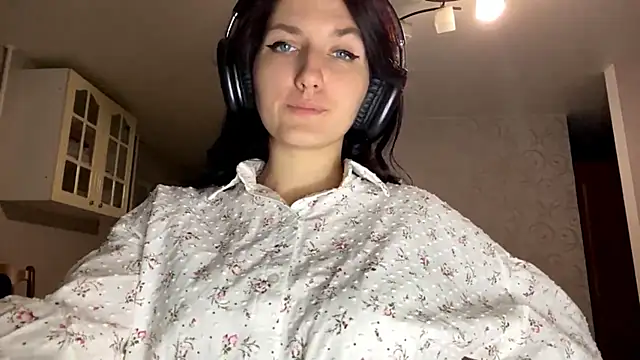 LyndaLewi
