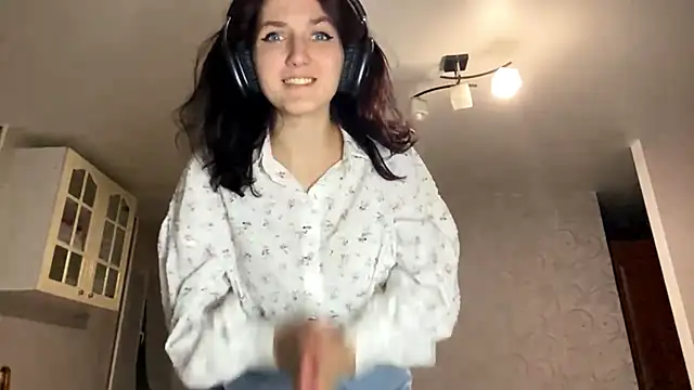 LyndaLewi