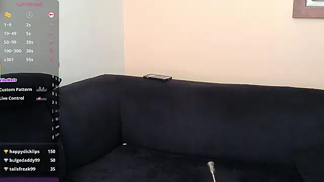 hairyncuteass (M young) - bigger dildo inside