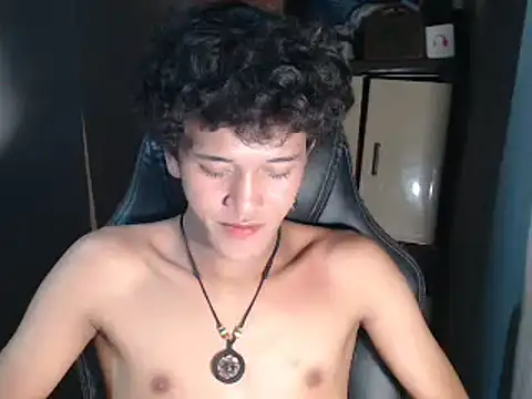 hugekenbigcock