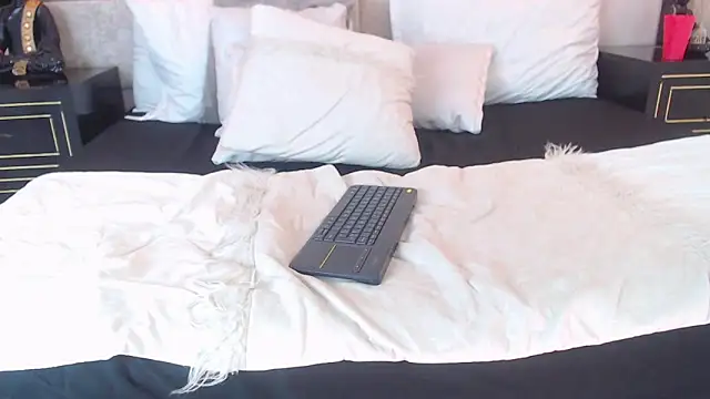  EmmaTylor chat room