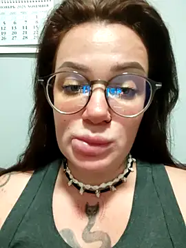 EllieOz
