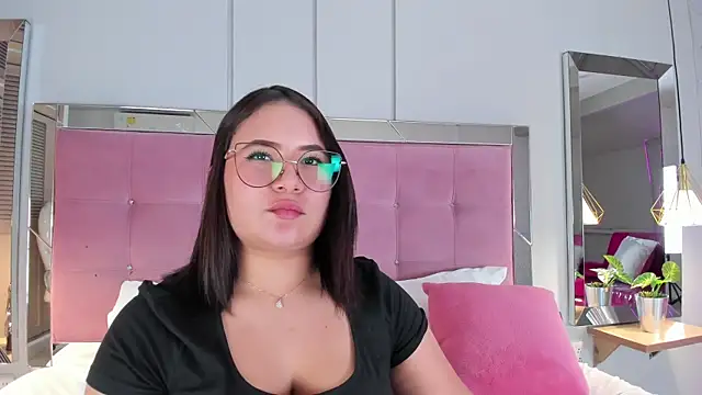 hannakarson - HannaKarson's free webcam - UK Sex Cams