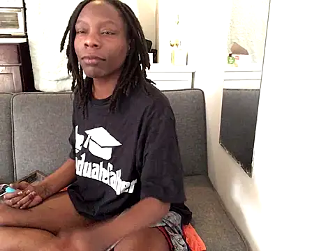 littyleesh1 - Littyleesh1's free webcam - UK Sex Cams