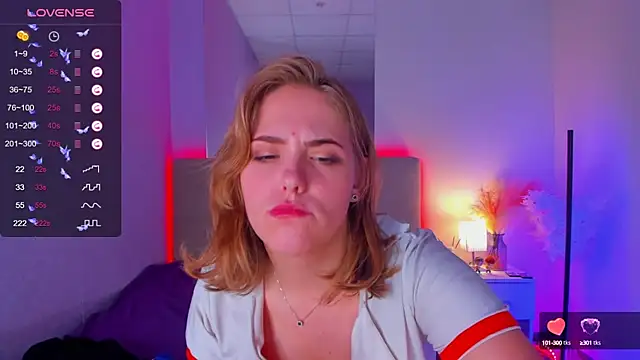 dellarowe - DellaRowe's free webcam - UK Sex Cams
