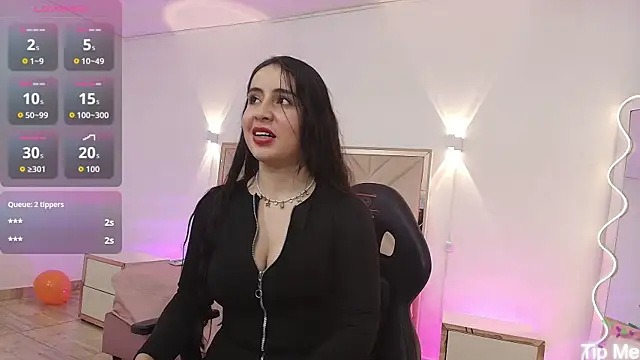 Violet_tay1