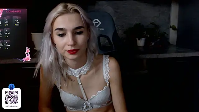 DevilishKayla