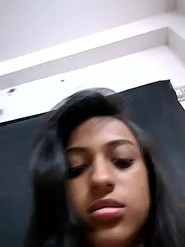 your-kitkat - Your-Kitkat's free webcam - UK Sex Cams