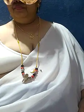 tamilthanushri