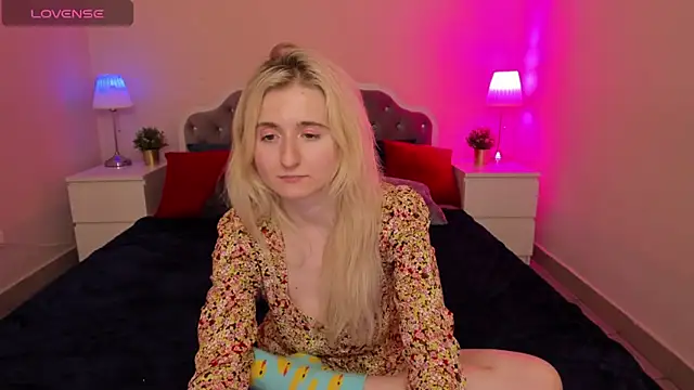 camilladreamer - CamillaDreamer's free webcam