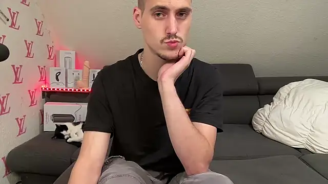 cookieboy88 - Cookieboy88's free webcam