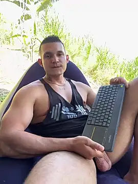 marco_vega - Marco_Vega's free webcam - UK Sex Cams