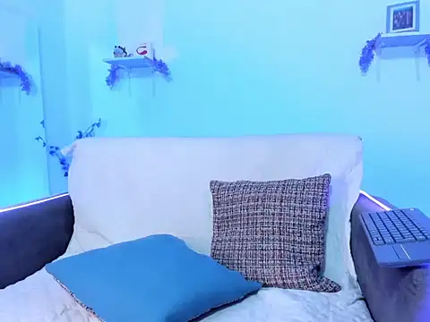 karlaaa__