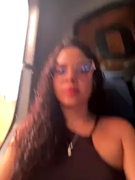 melaniewillians - MelanieWillians's free webcam - UK Sex Cams