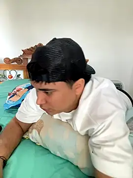 Angel_Brown1_ live cam screenshot male from Venezuela on SexOnline.top – Live Cams, Videos, GIFs & Chat