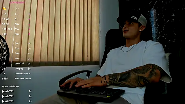 Alexander_ferre live cam
