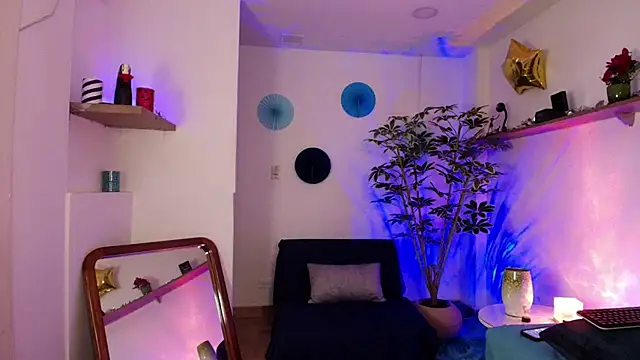 Elliee_