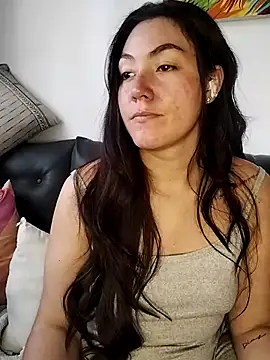 katha_steele_