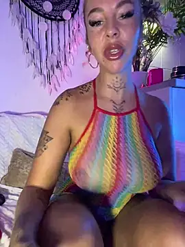 CheekyChels