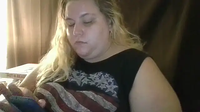 tabbycat27 - Tabbycat27's free webcam - UK Sex Cams