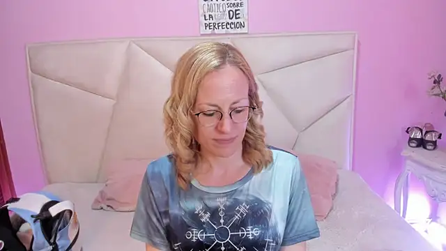 sammysanders - SammySanders's free webcam - UK Sex Cams