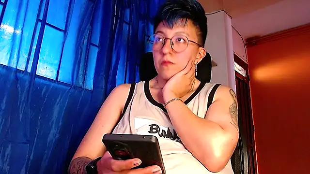 sexyboy_666 - Sexyboy_666's free webcam - UK Sex Cams