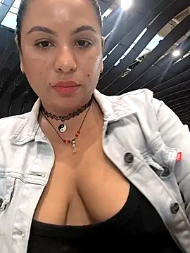 francesca_ferrari - Francesca_ferrari's free webcam - UK Sex Cams