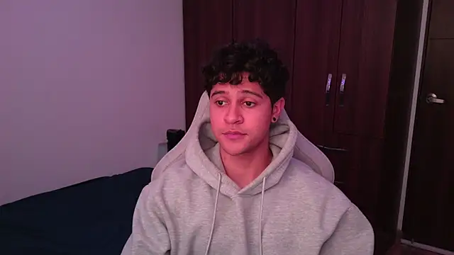 domsantiago_ - Domsantiago_'s free webcam - UK Sex Cams