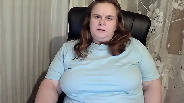 harmonykarera - HarmonyKarera's free webcam - UK Sex Cams