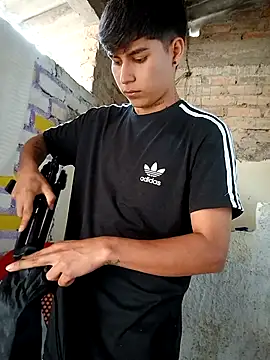 Lukas_strong