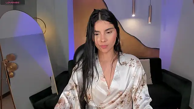 MiaLaurence